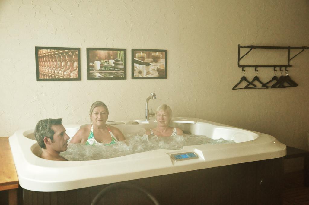 Hotel Les Clarines レ・デュー・アルプ エクステリア 写真